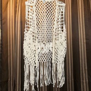 Cato crochet look vest